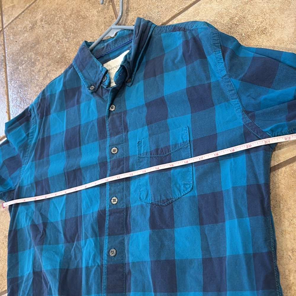 AEROPOSTALE Blue Plaid Men's Button-Up Shirt - Picture 5 of 8